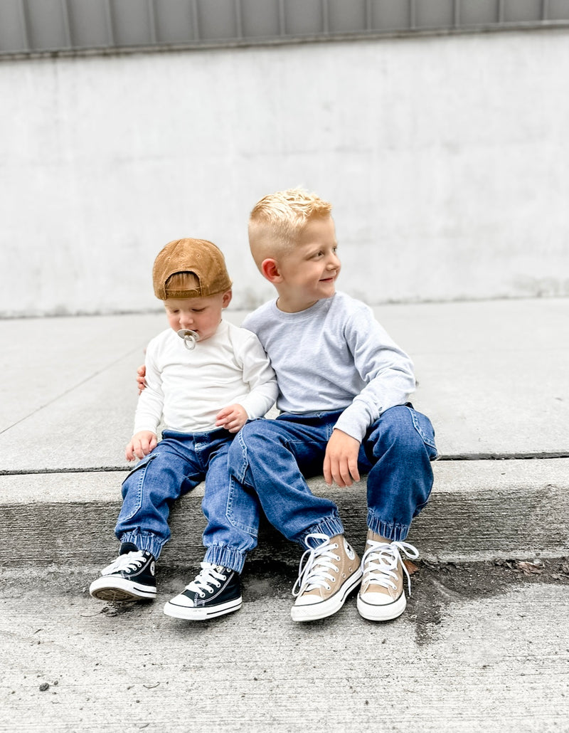 Classic Wash Cargo Denim Jogger