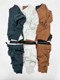 Chestnut Pocket Pullover