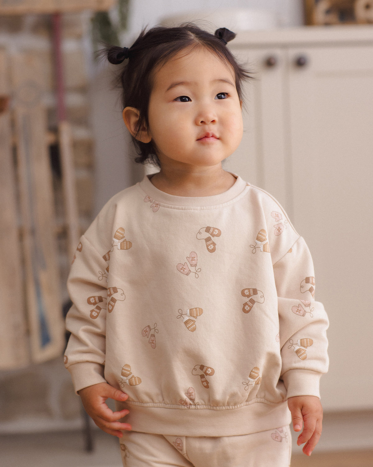 Mittens Relaxed Fleece Sweatshirt
