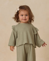 Fern Ruffle Cozy Set