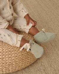 Fern Baby Booties