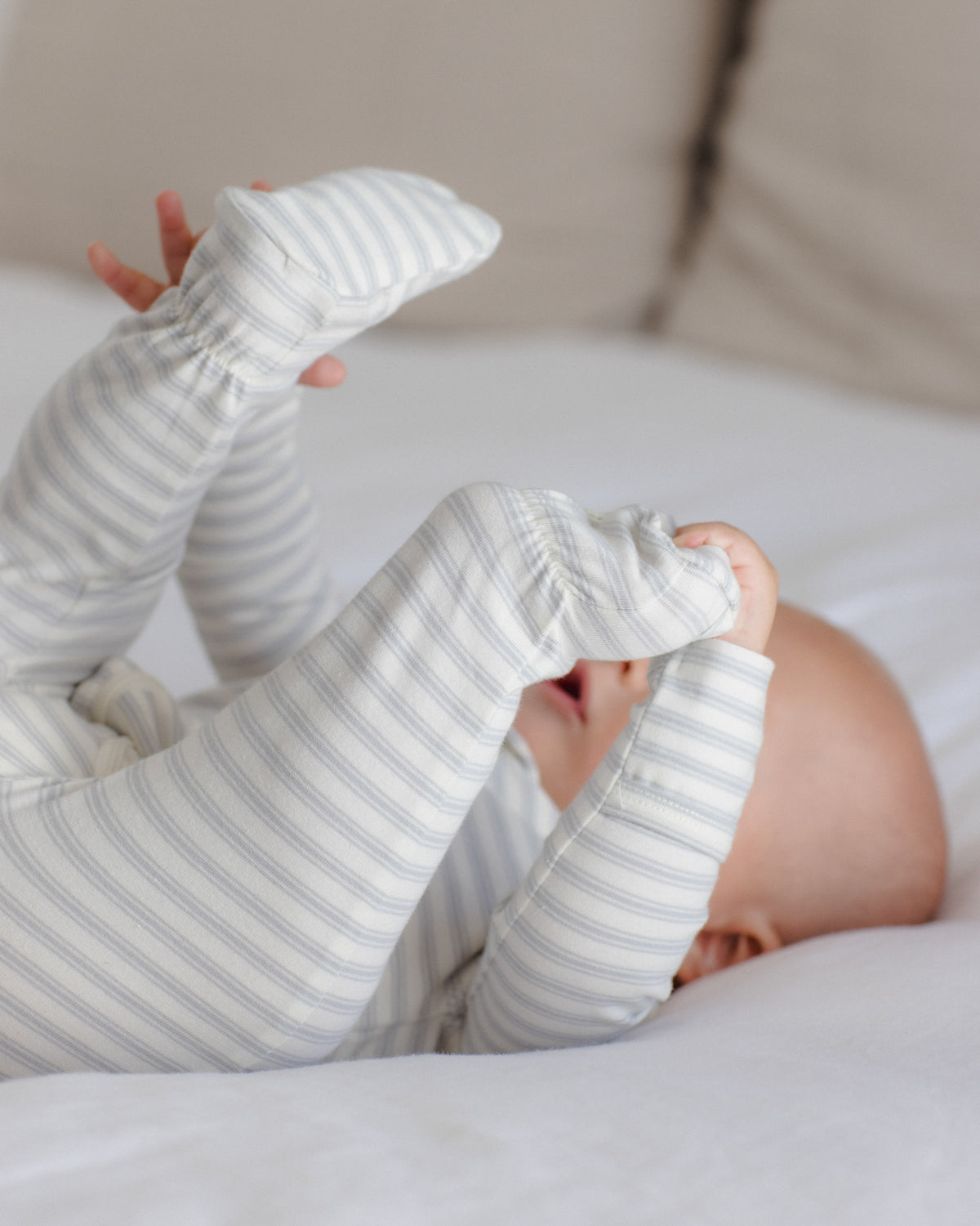Cloud Stripe Zipper Footie