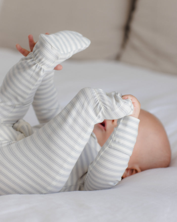 Cloud Stripe Zipper Footie