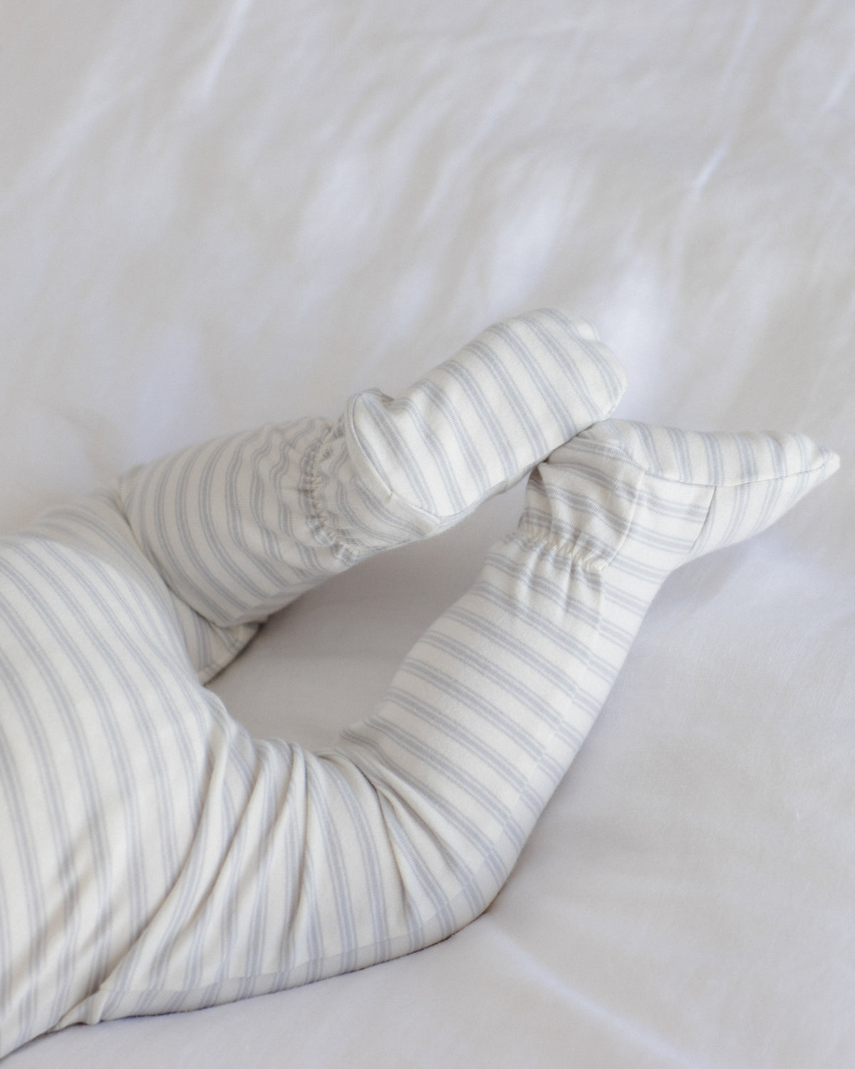 Cloud Stripe Zipper Footie