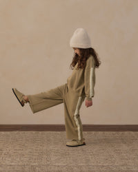 Olive Oversized Sweatshirt