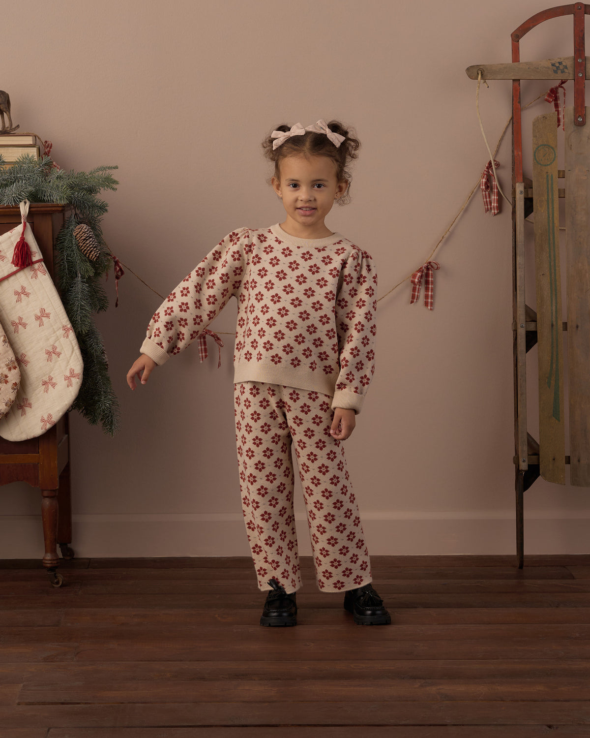 Poinsettia Jacquard Knit Set