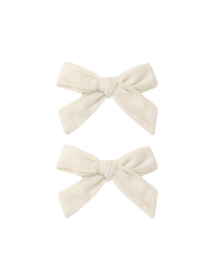 Ivory Bow Set