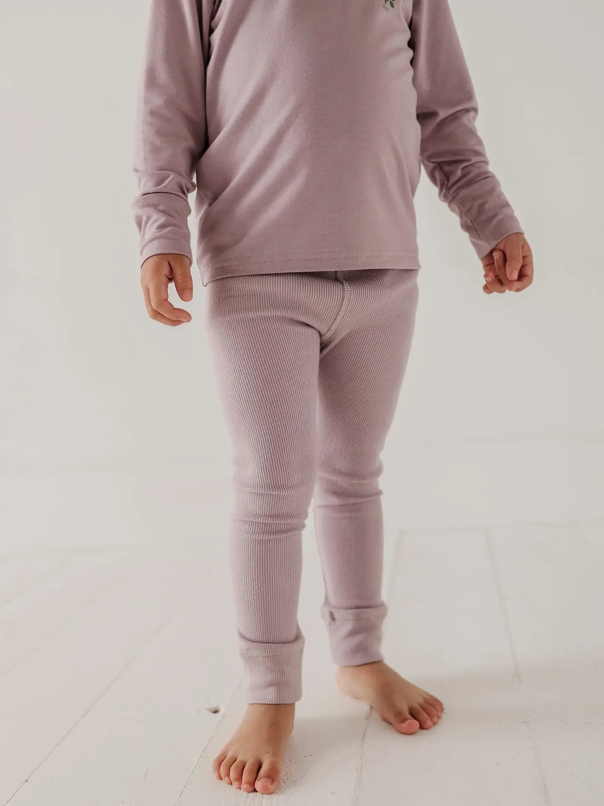Lavender Ribbed Legging