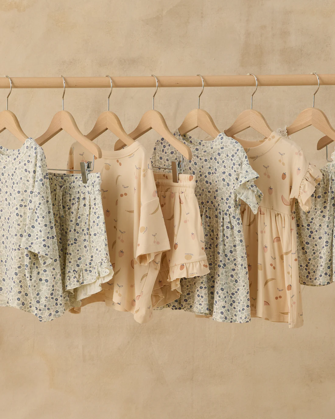 Fruit Modal Mosie Set