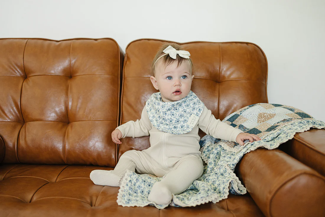 Mebie Muslin Bibs