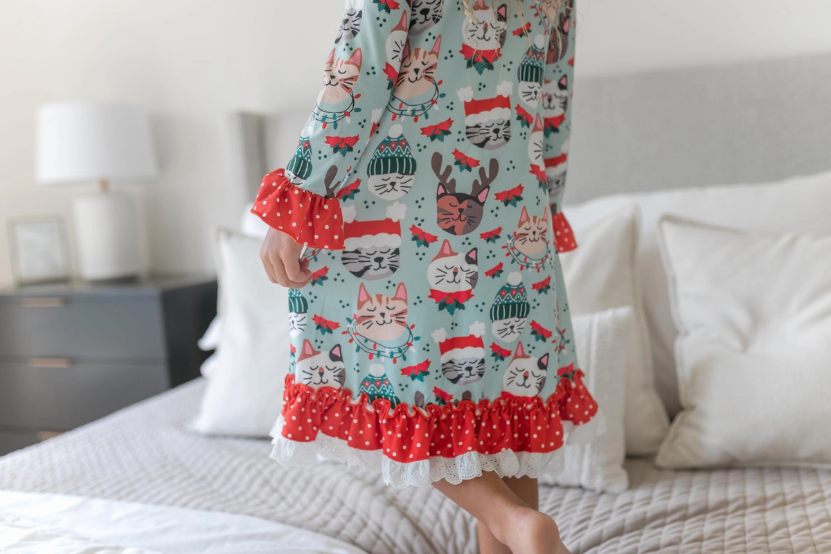 Holiday Kitties Sleep Gown