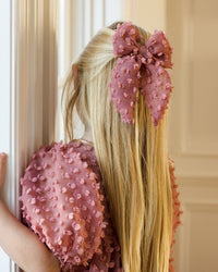 Raspberry Everly Bow
