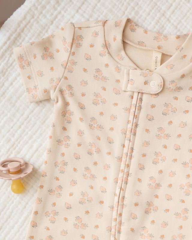 Strawberries Zip Summer Sleeper