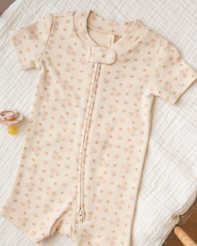 Strawberries Zip Summer Sleeper