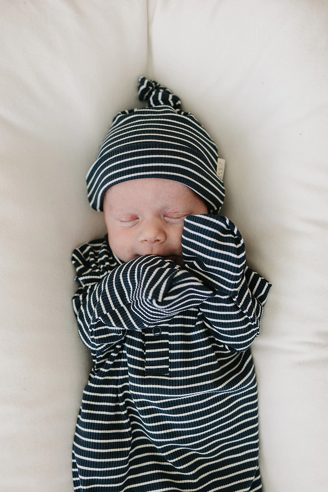Newborn Knot Hats