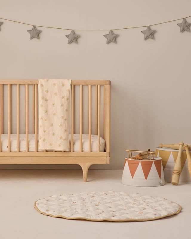 Carnival Woven Crib Sheet