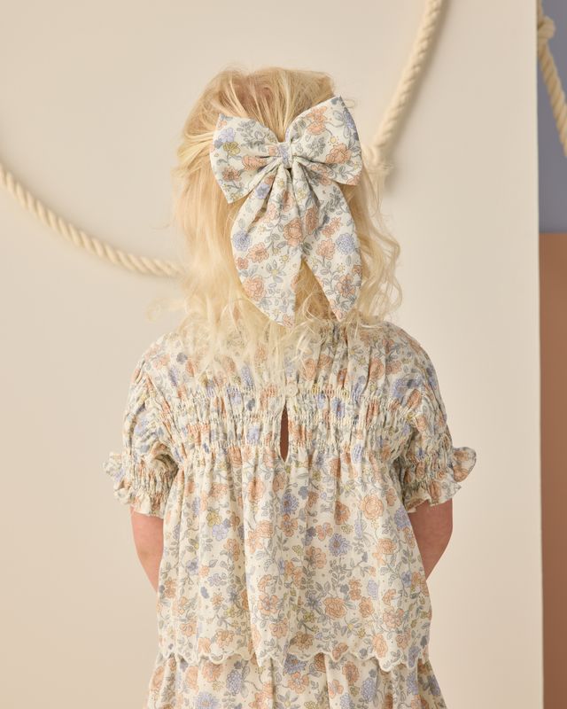 Bloom Oversized Bow