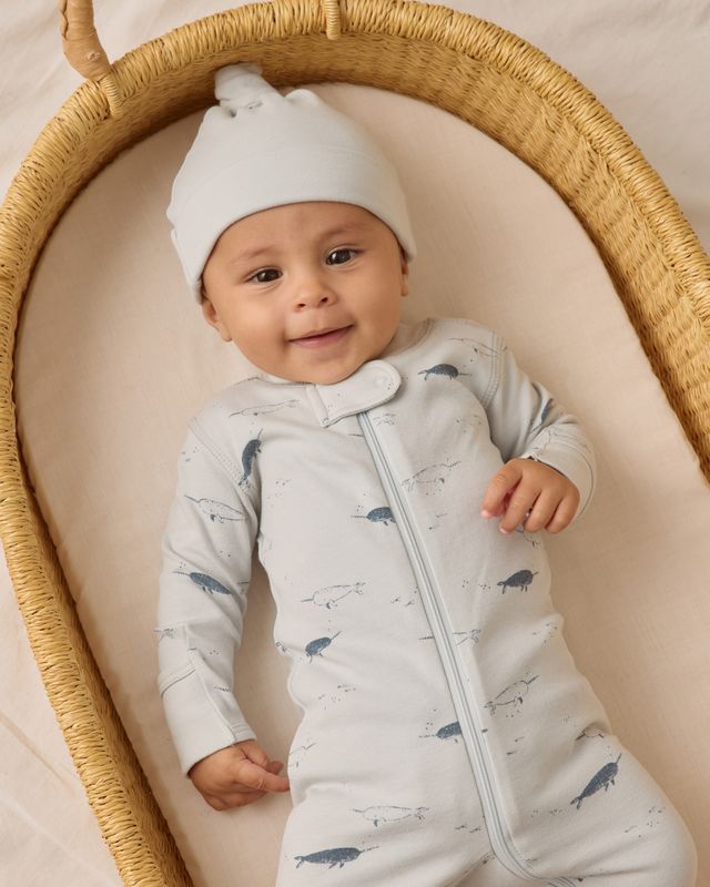 Narwhals Zip Sleeper