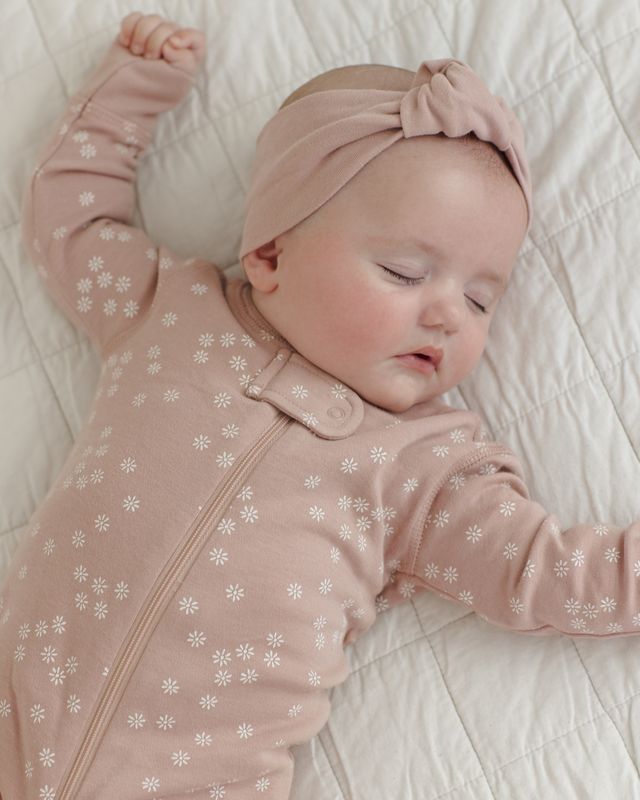 Mauve Daisy Zip Sleeper