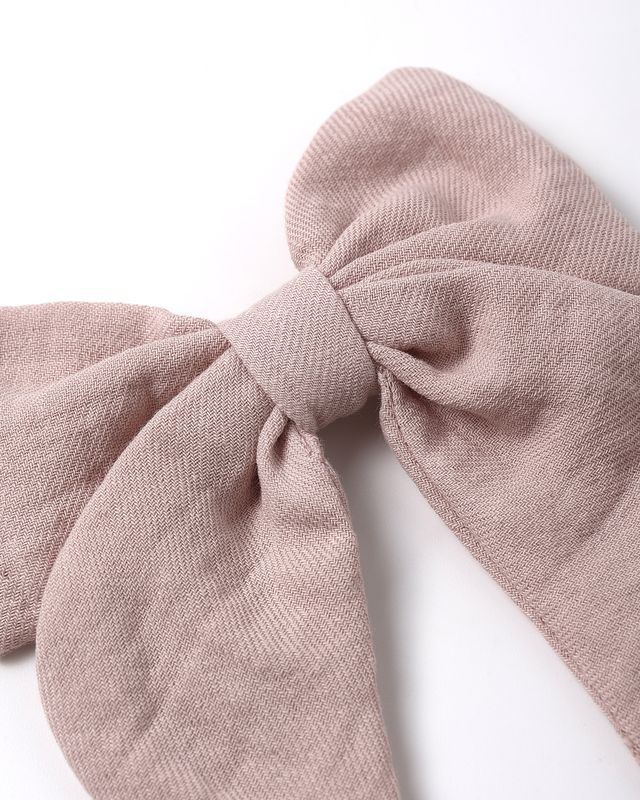 Blush Bow