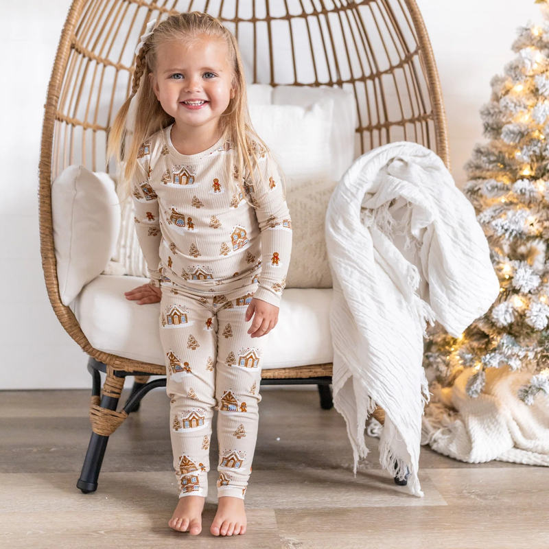 Gingerbread Two-Piece Set