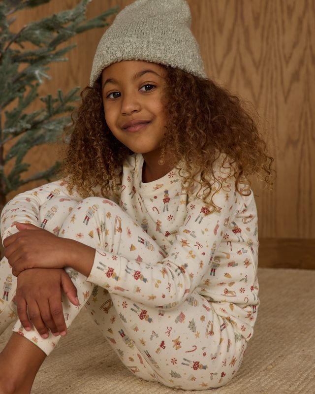 Festive Organic Long Sleeve Pajama Set