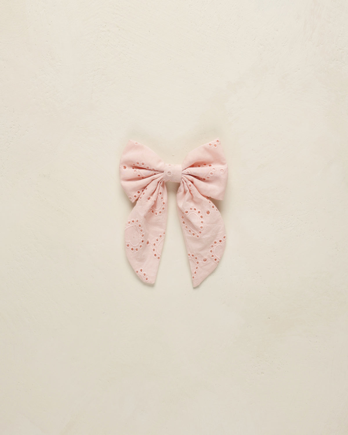 Blush Everly Bow