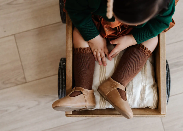 Brownie Lace Top Knee Highs